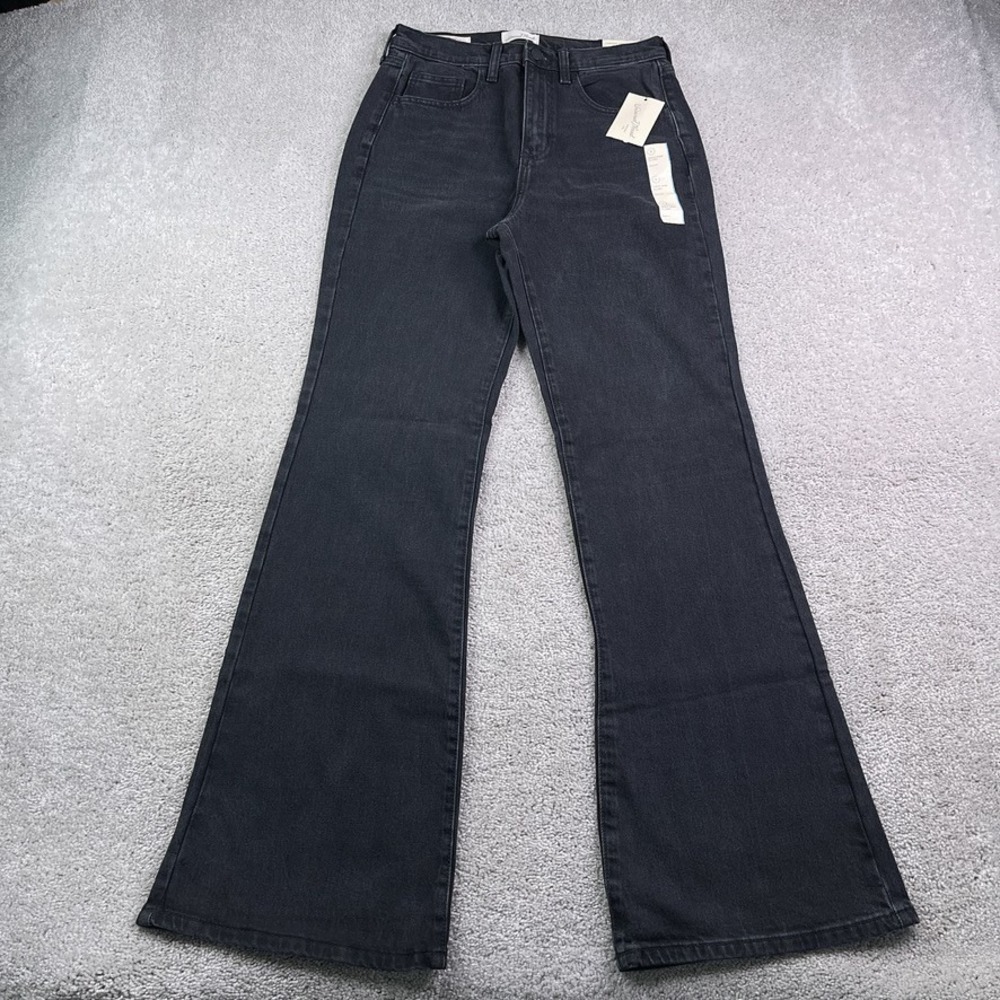 NEW Universal Thread Jeans Womens 6 Black High Rise Flare Comfort Stretch Denim